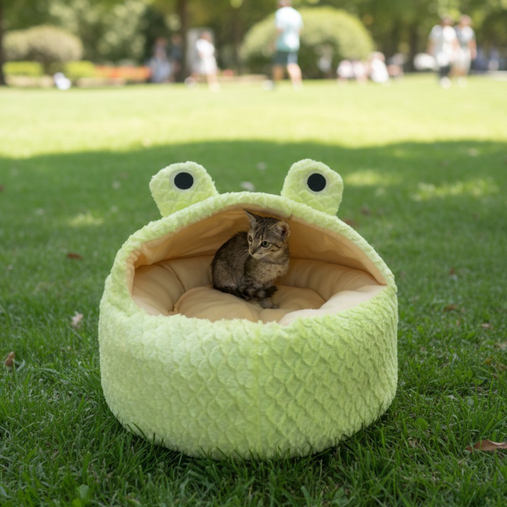 Frog Bed XL with Cushion - Image 4